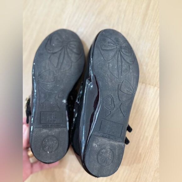 Black Kids Shoes with Gold Buckles - Picture 4 of 5